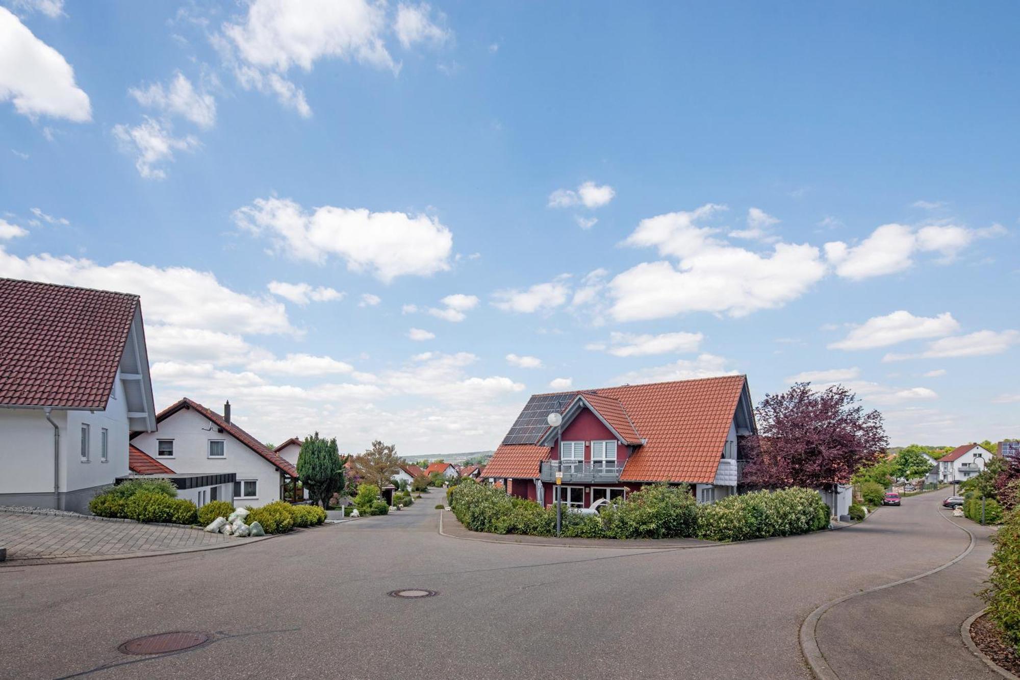 Ferienwohnung Emilia, 36Qm Münsingen Exterior foto